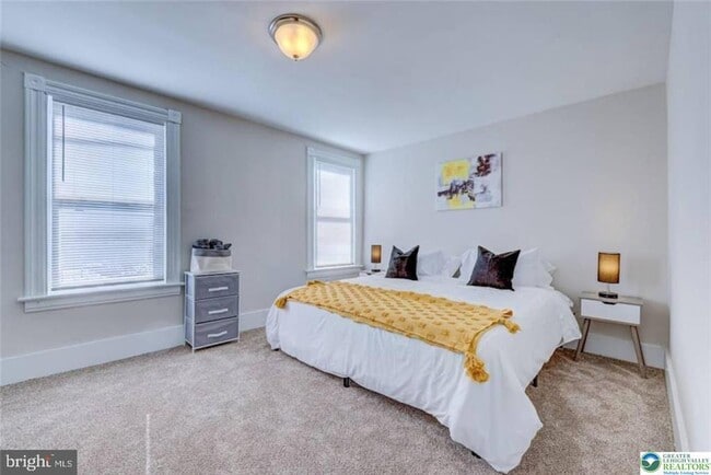 Photo - 822 Monroe St Townhome