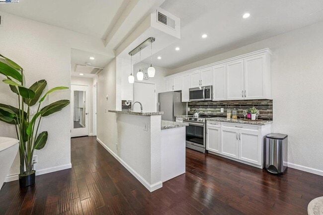 Photo - 7020 Stagecoach Rd