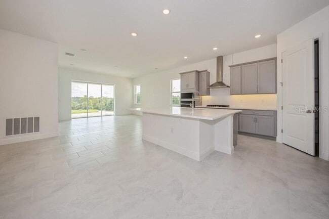 Photo - 16029 Volterra Point