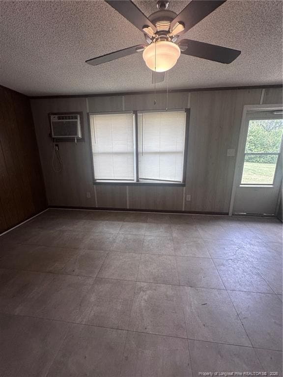 Photo - 1047 Rulnick St