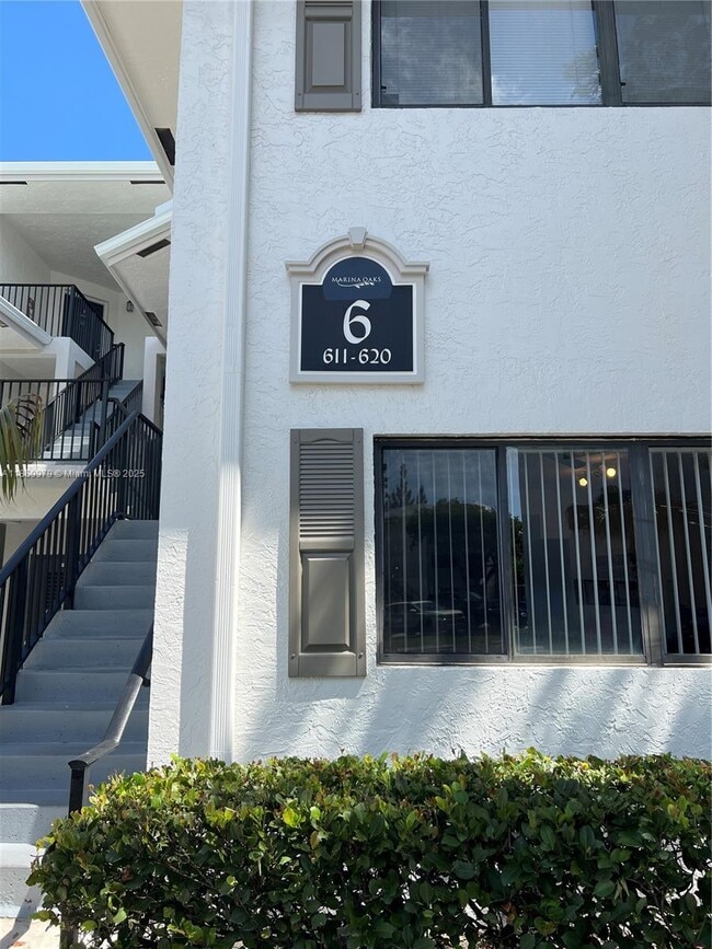 Building Photo - 2445 SW 18th Terrace Unit 616 Rental