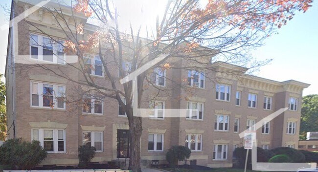 Building Photo - Great 2 bedroom available now!! Green Line