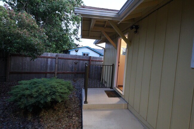 Photo - 3672 Harlow Rd