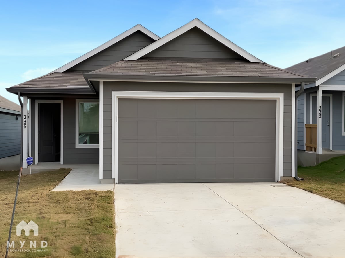 Photo - 236 Ottawa Wy