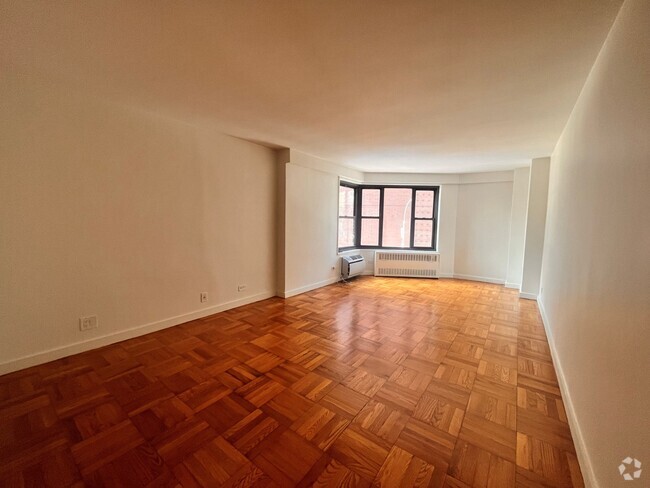 Building Photo - 145 Fourth Avenue Unit PHP Rental