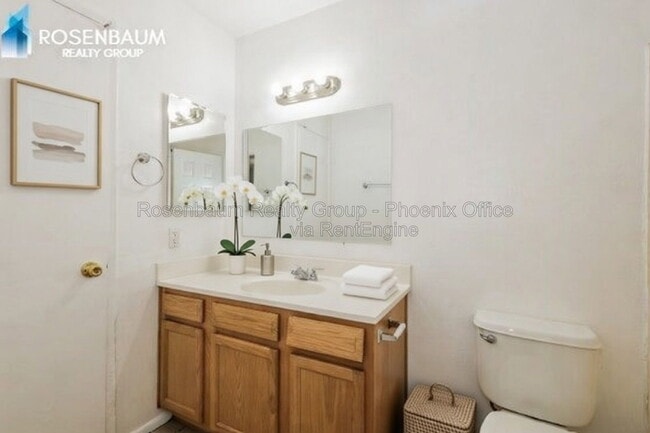 Photo - 3313 W Harmont Dr Unit 3
