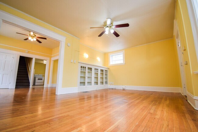 Photo - CLE-4637 Unit A