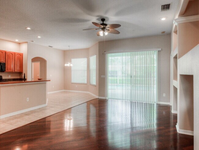 Photo - 10508 Canary Isle Dr