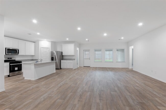 Photo - 7418 Elm Lndg Ln
