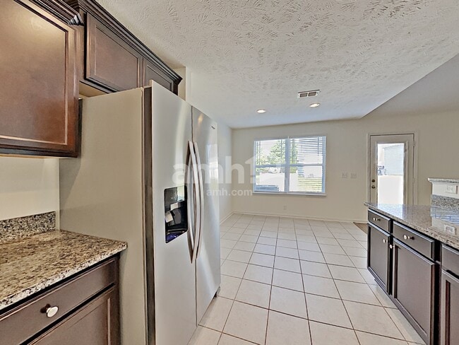 1617 Ursuline Ln