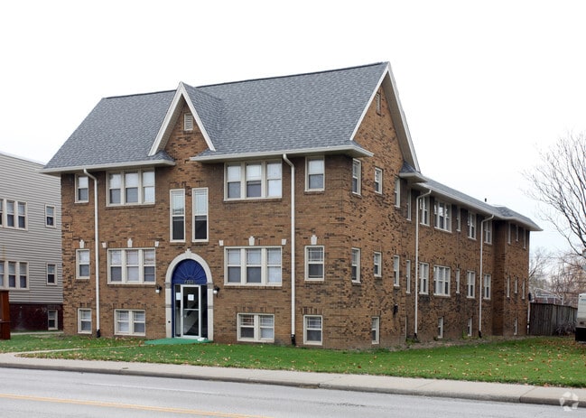 Photo - Linwood Manor