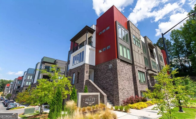 Building Photo - 400 Pratt Dr SE