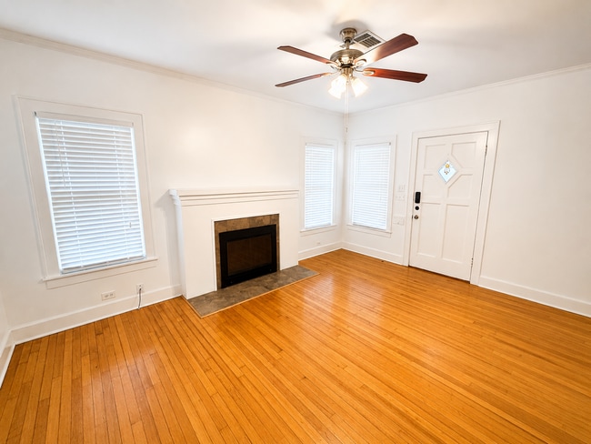 Photo - AVAILABLE NOW! CHARMING HISTORIC TEMPLE HOME