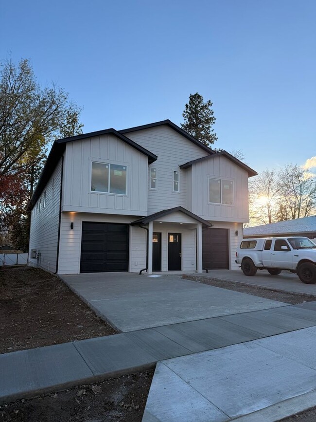 Building Photo - Ask About Our Winter Special!