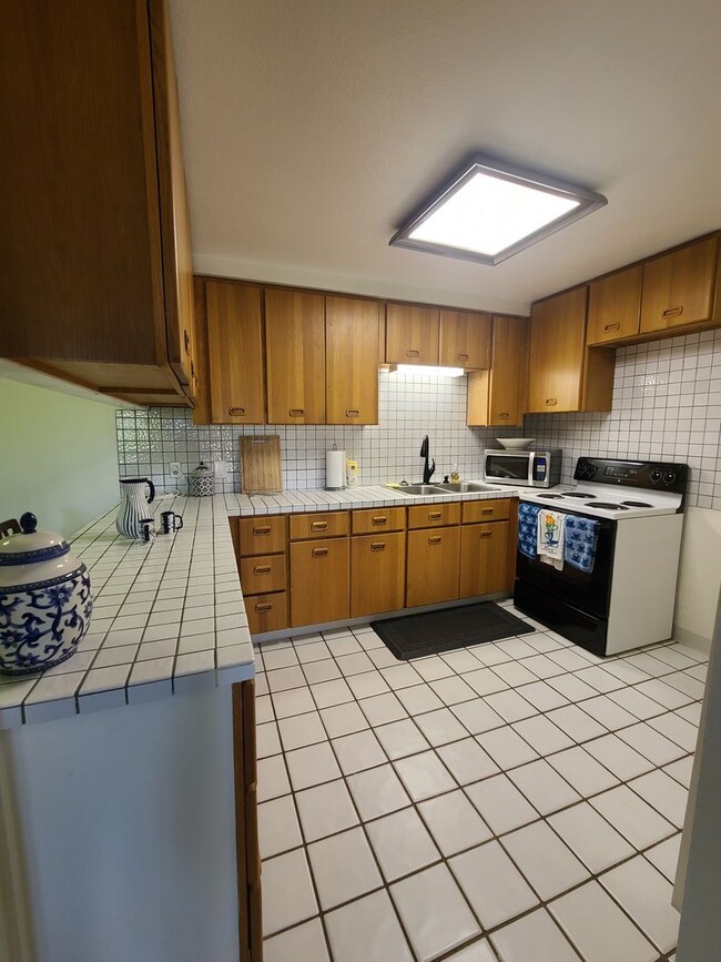 Photo - Cool and breezy - 1 bed 1 bath - AC!