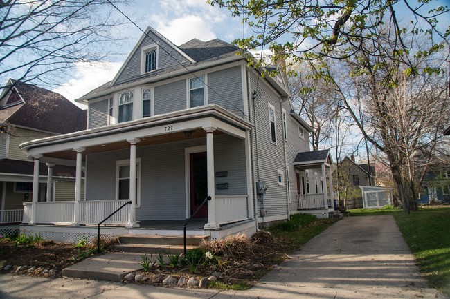 Photo - 721 Kellogg St SE Unit 1