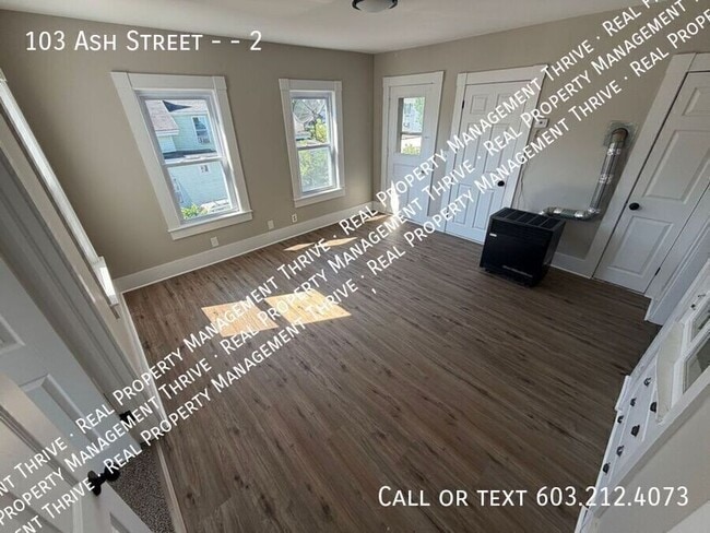 Building Photo - 103 Ash St Unit 2