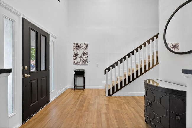 Photo - 2606 Monaco Terrace