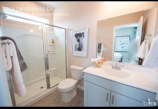 Photo - 164 Enterprise Dr