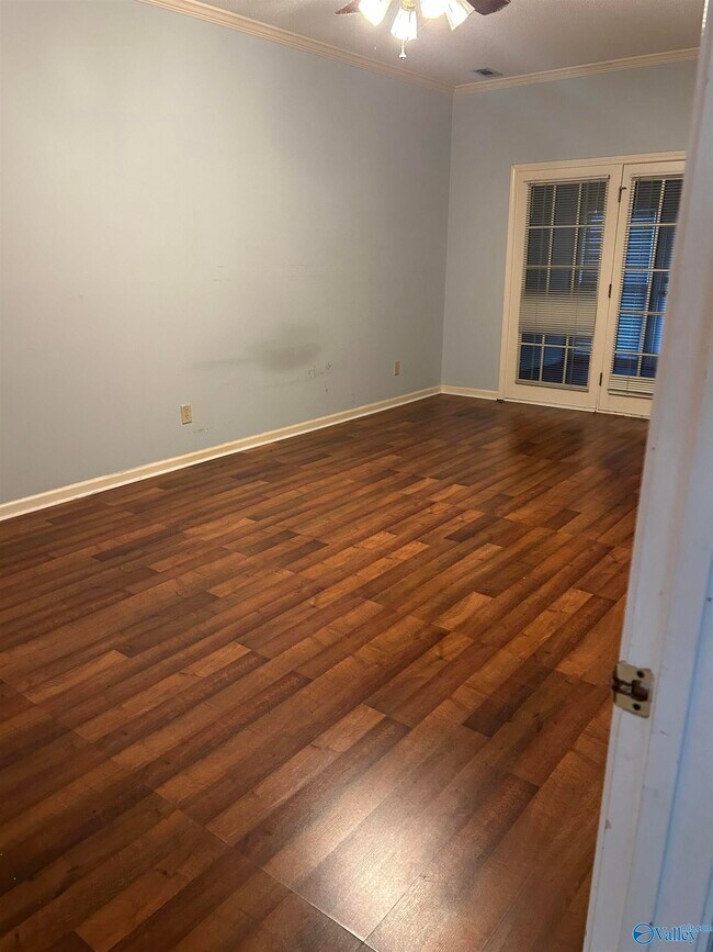 Photo - 1532 River Bend Pl SE