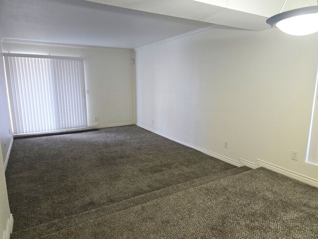 Photo - VERY NICE & AFFORDABLE 2 BED / 2 BATH CONDO – W/D, PATIO, POOL!