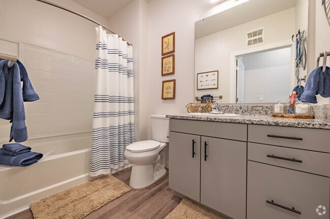 4BR, 4BA - 1486SF - Primary Bathroom