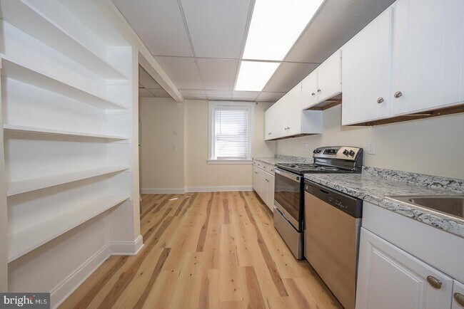 Photo - 1 S Valley Rd Unit 201