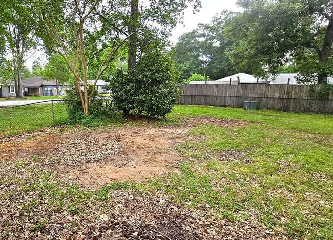 Photo - 3303 Roaming Woods Ln