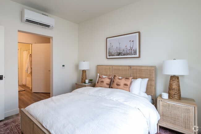 1BR, 1BA - One Bedroom