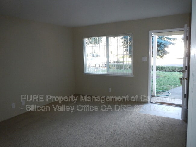 Photo - 219 Arroyo Grande Way