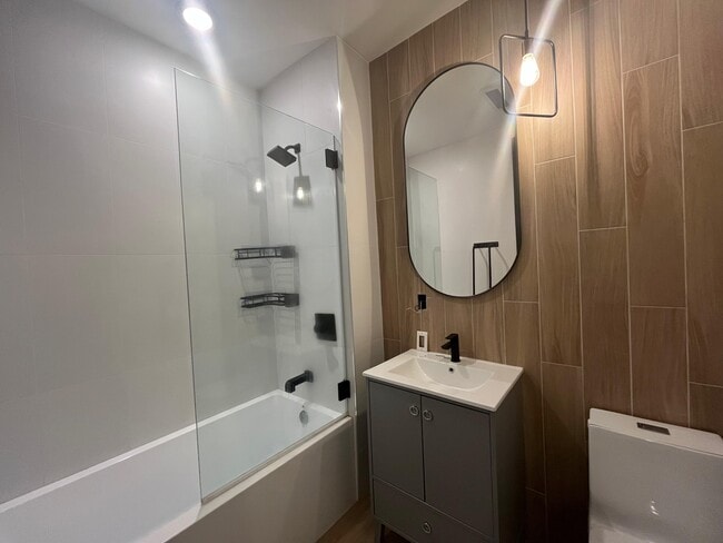 Photo - 172 New York Ave Unit 1R