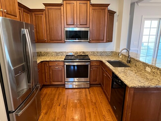 Photo - 123 Society Hill Dr SW