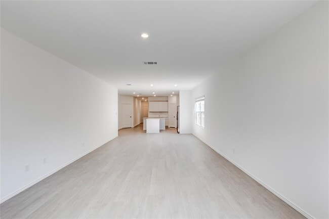 Photo - 171 Cibolo Crk Lp