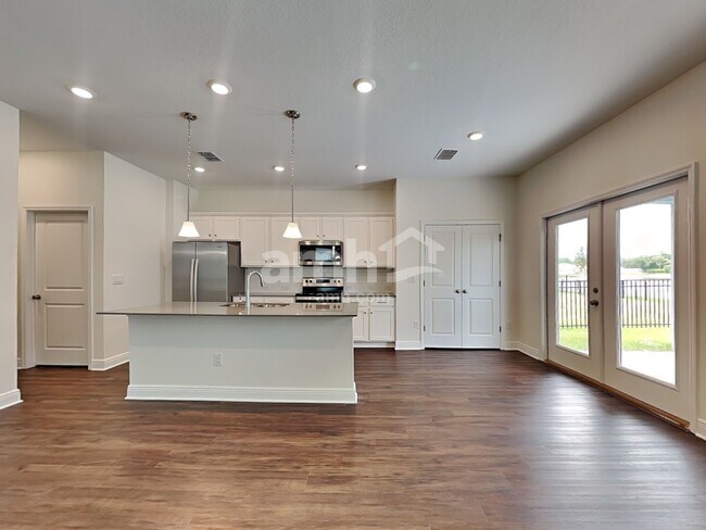 Photo - 27265 St Andrews Ave