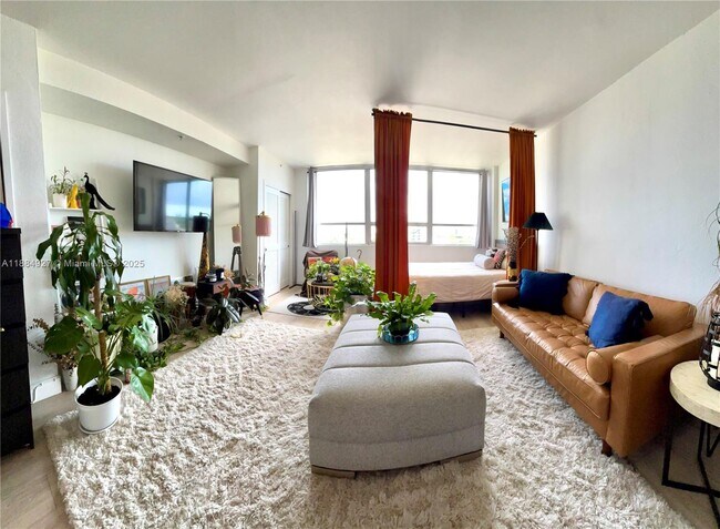 Building Photo - 1500 Bay Rd Unit 810S Rental