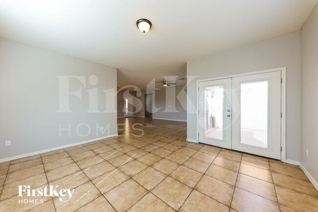 Photo - 4841 S 21st St