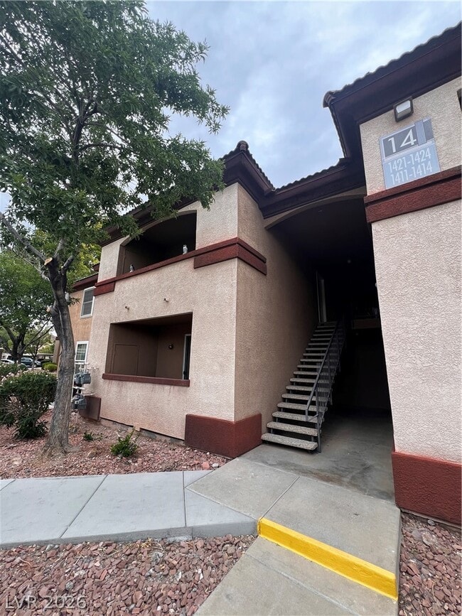Building Photo - 231 W Horizon Ridge Pkwy Unit 1421