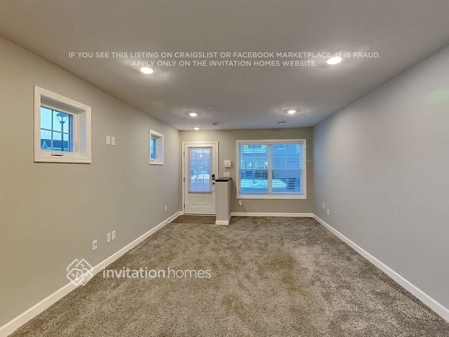 Photo - 10900 Everest Pl N