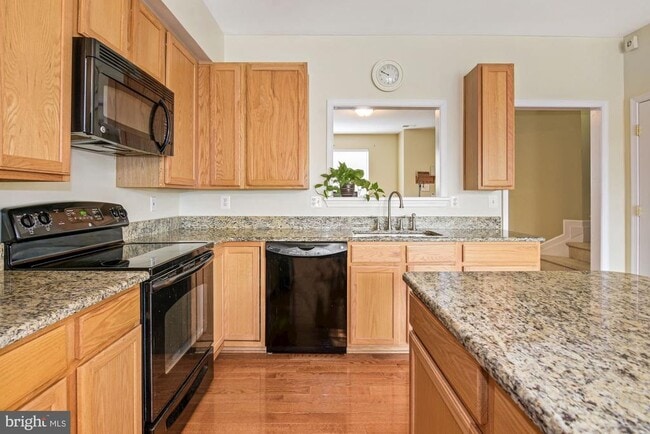 Photo - 29 Harbour Heights Dr