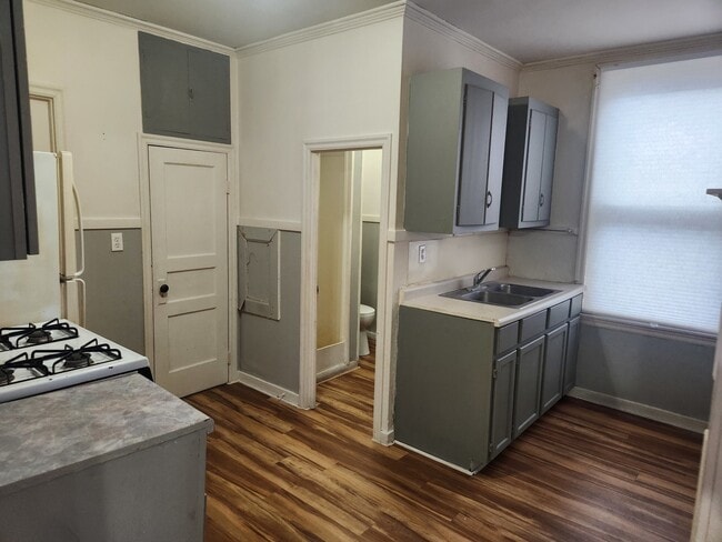 Photo - 8 E Railroad St Unit 3