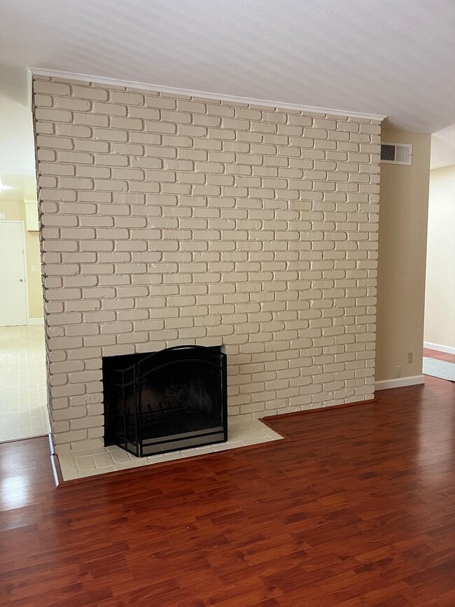 Photo - 5495 Taft Dr