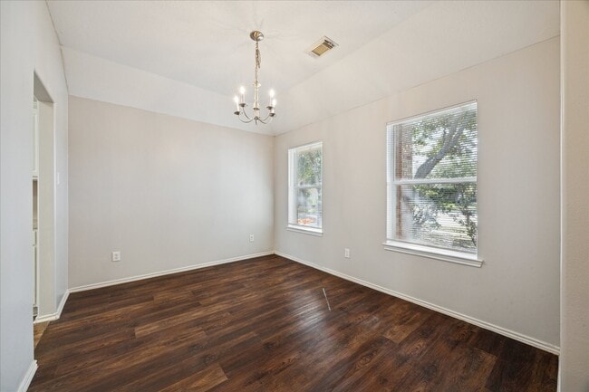 Photo - 448 Sandstone Creek Ln