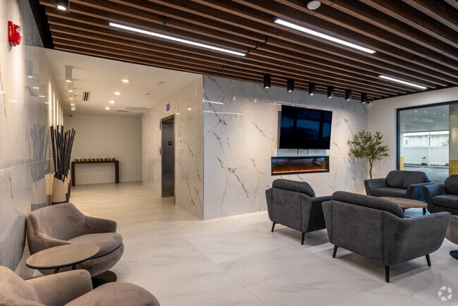 Photo - citivillage @ Plainfield Station