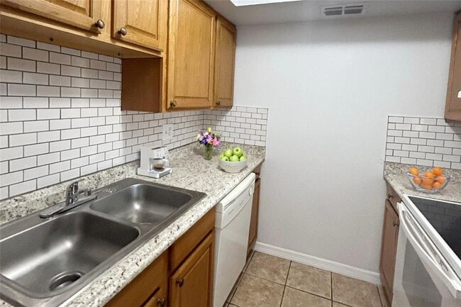 Photo - 1040 S Buena Vista Dr Unit 1033