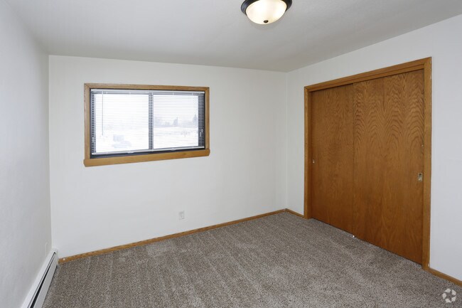 2BR, 1BA - Bedroom - River Rock Apartments