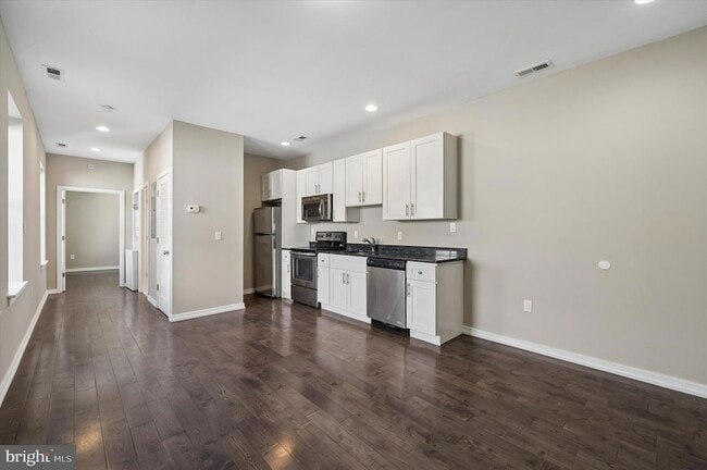 Photo - 617 S 2nd St Unit 3R