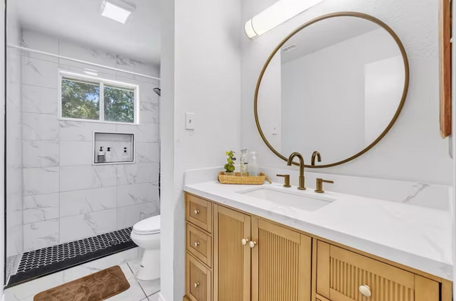 Photo - Room in House on Wildwood Ridge