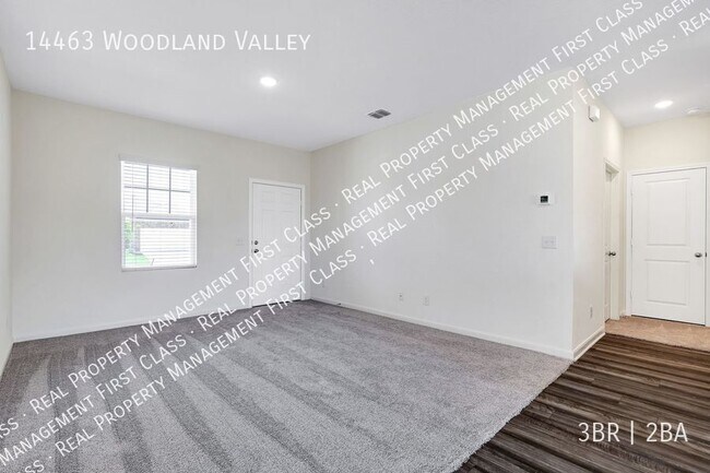 Photo - 14463 Woodland Vly