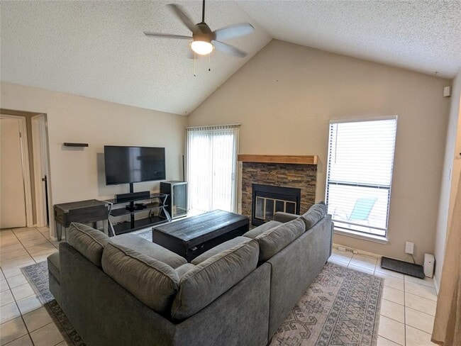 11609 Tallow Field Way