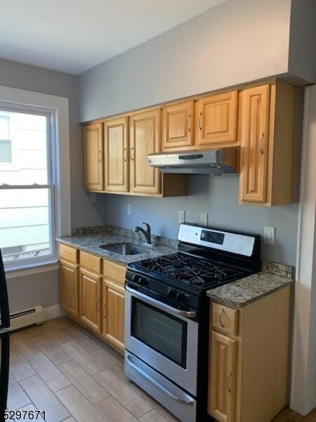 Photo - 15 Nelson Pl